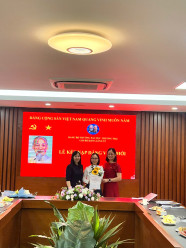 LỄ KẾT NẠP ĐẢNG VIÊN MỚI – CHI BỘ KHOA KINH TẾ, TRƯỜNG ĐẠI HỌC THƯƠNG MẠI